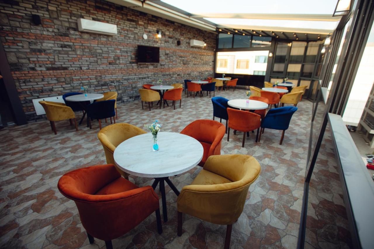 La Corne Hotel באקו מראה חיצוני תמונה